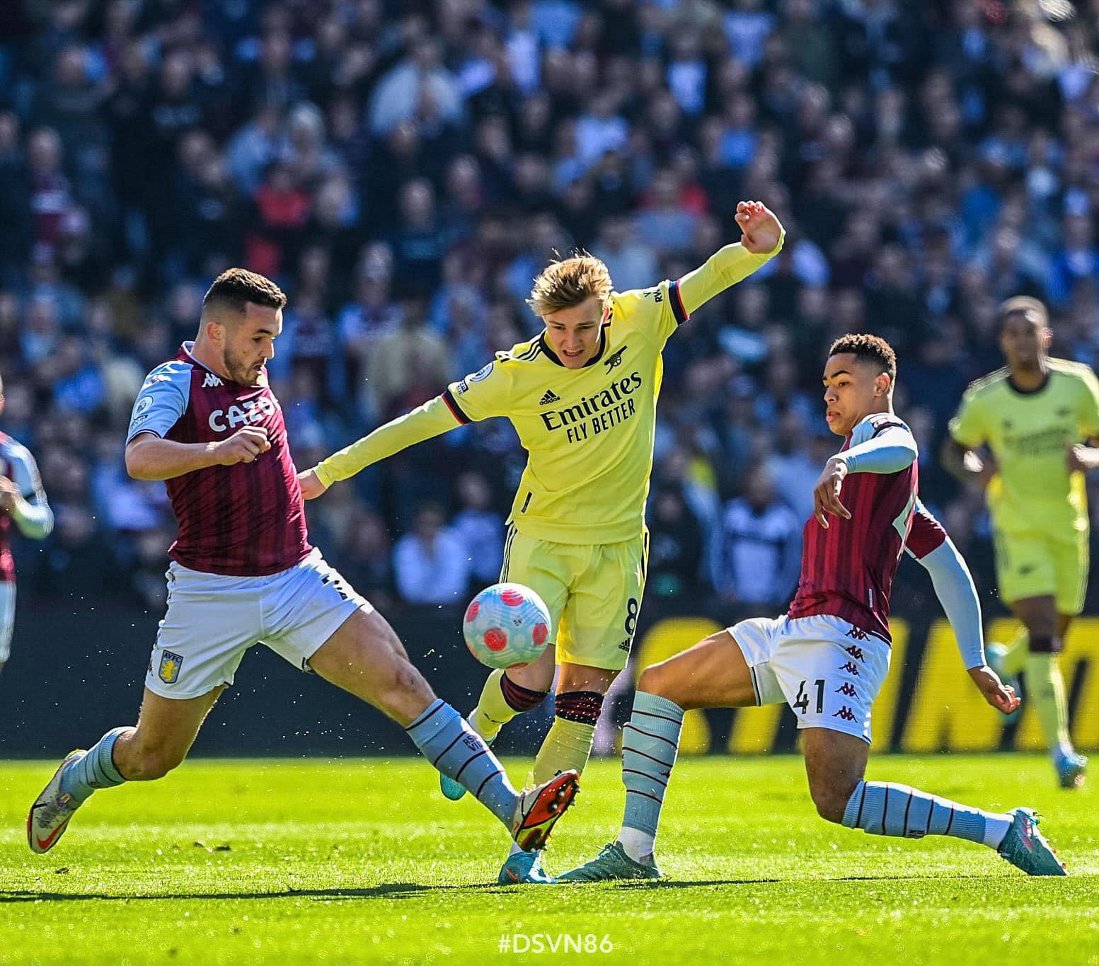 Ødegaard] giờ đây coi Arsenal như gia đình của mình.